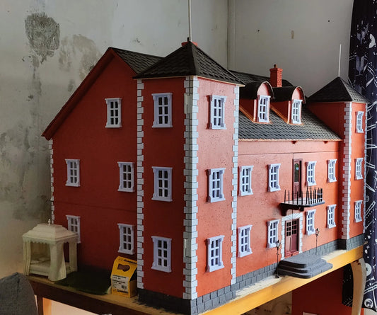Miniature/Doll house window